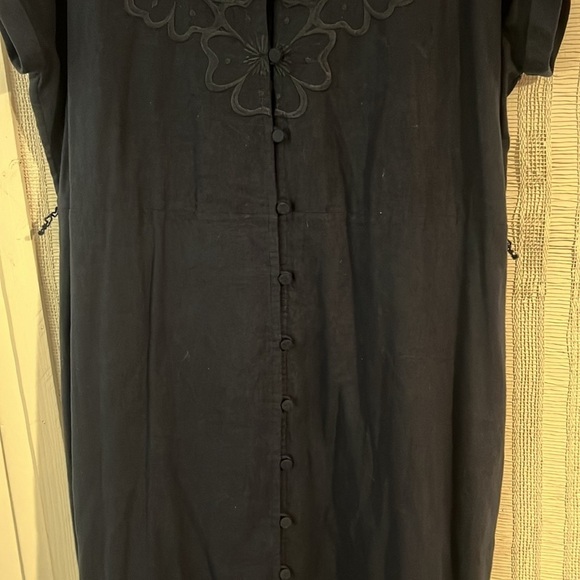 NWOT Elie Tahari Embroidered Dress Navy size L - Picture 4 of 8